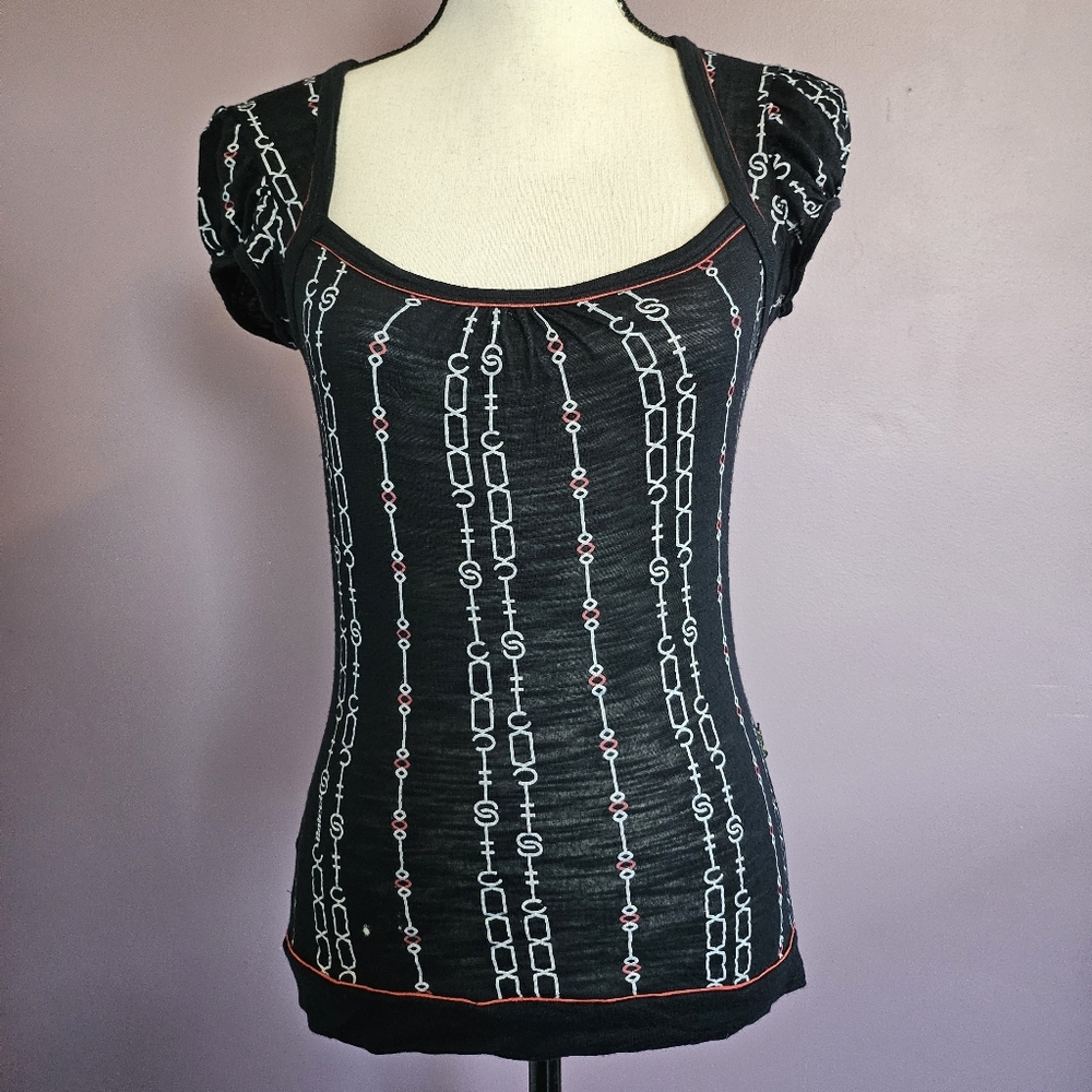 Colcci Vintage Y2K Black, Red & White Scoop Neck Cap Sleeve Burnout T-Shirt